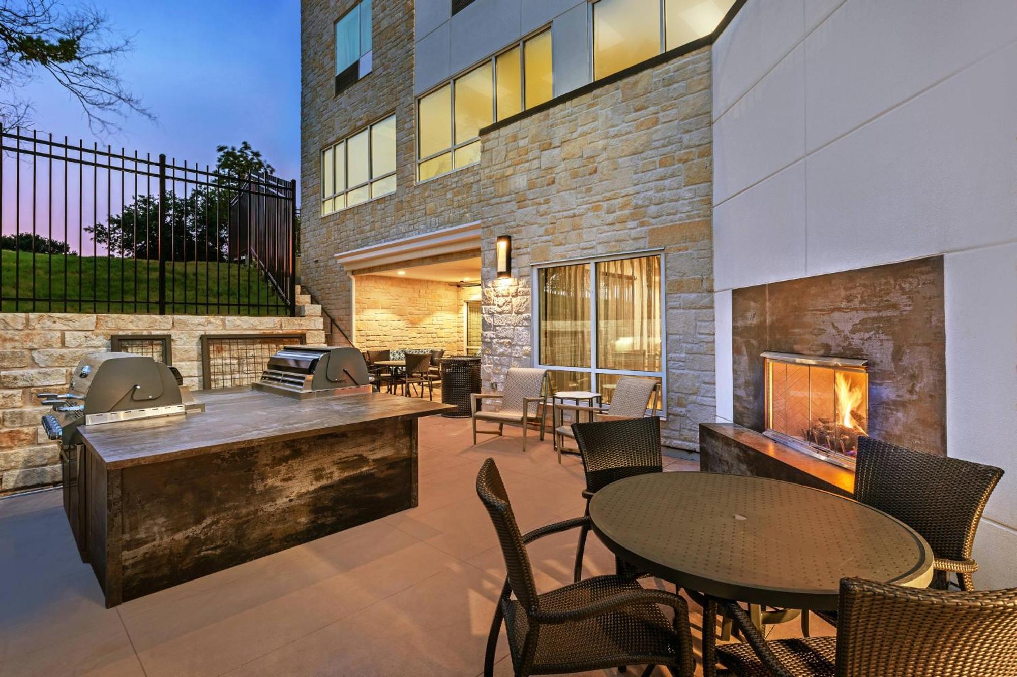 Towneplace Suites By Marriott Austin Northwest The Domain Area Luaran gambar
